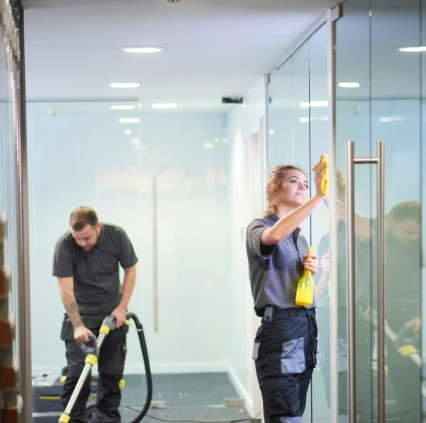 commercial cleaning service in manchester